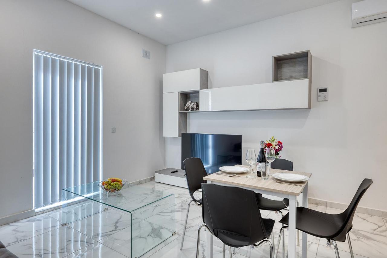 Modern 1Br Apartment, Central Location Сліма Екстер'єр фото